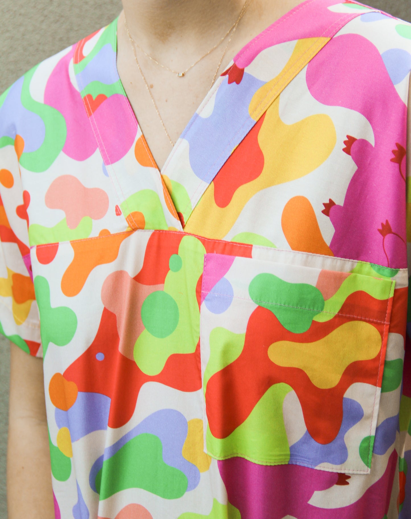 Poplin Splatyplus Scrub Top